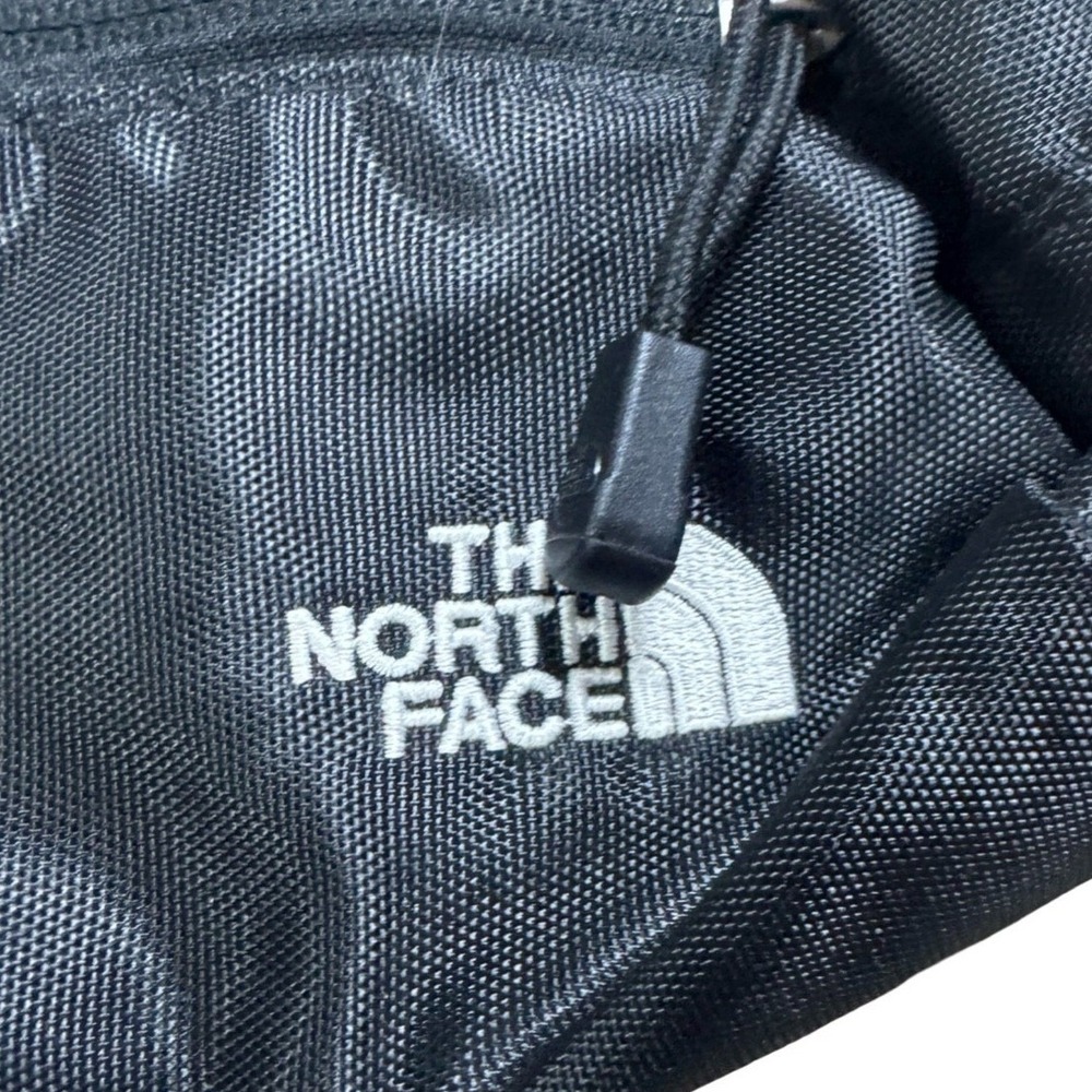 The North Face Black Waist Pack Fanny Pack Sling Bag Adjustable‎ Strap - Picture 3 of 6